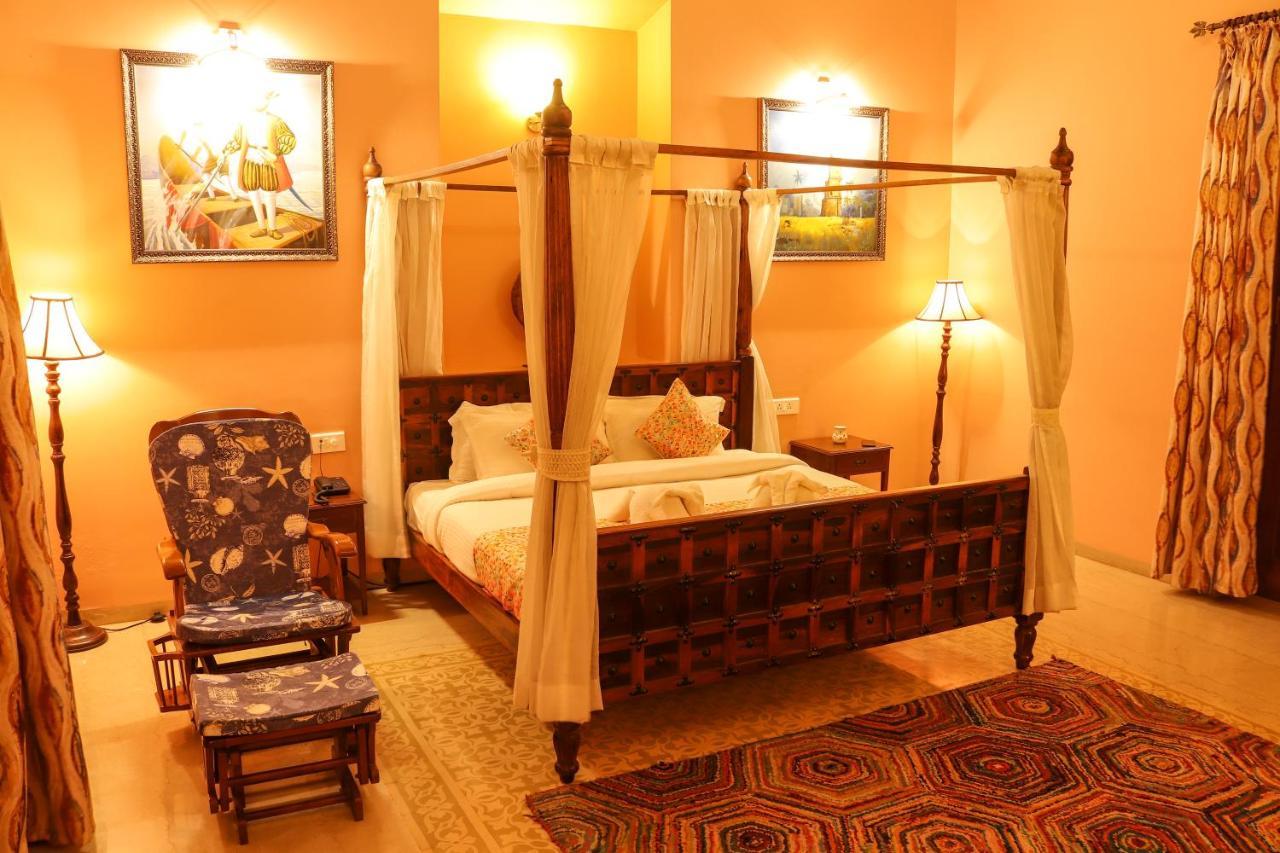 Surya Kiran Heritage Hotel Panaji Esterno foto