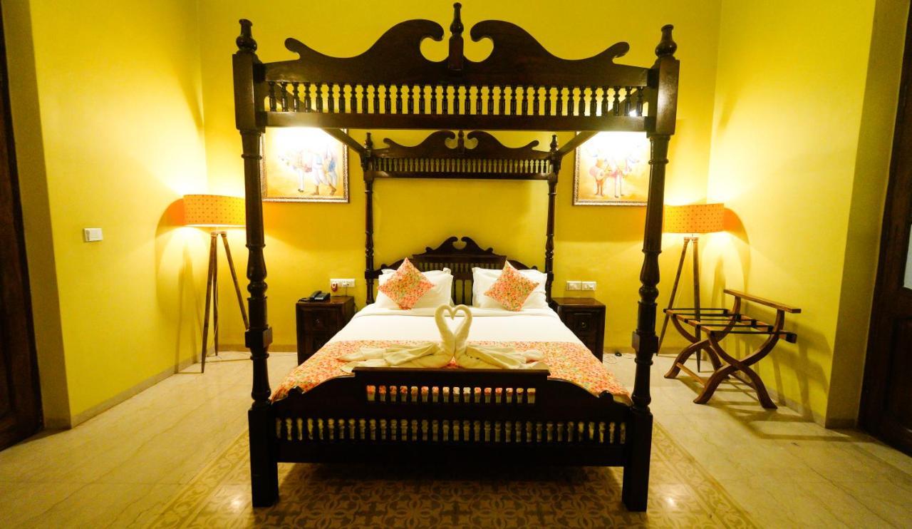 Surya Kiran Heritage Hotel Panaji Esterno foto