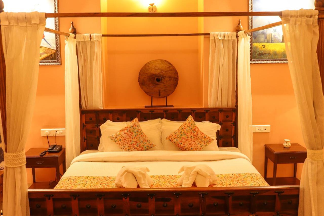 Surya Kiran Heritage Hotel Panaji Esterno foto