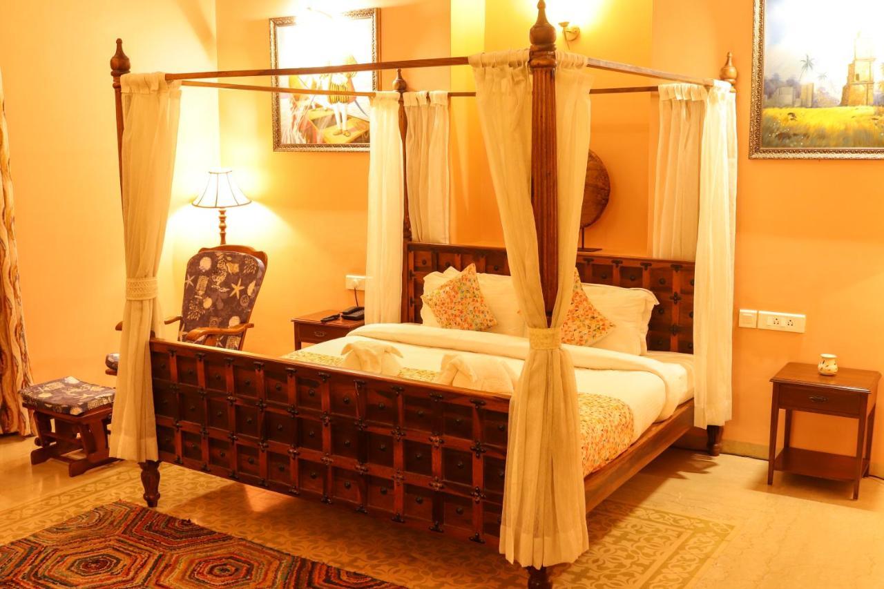 Surya Kiran Heritage Hotel Panaji Esterno foto