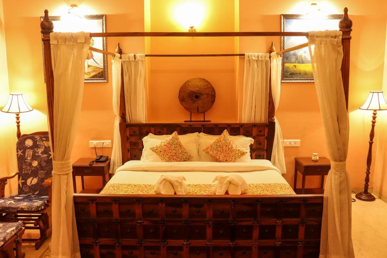 Surya Kiran Heritage Hotel Panaji Esterno foto